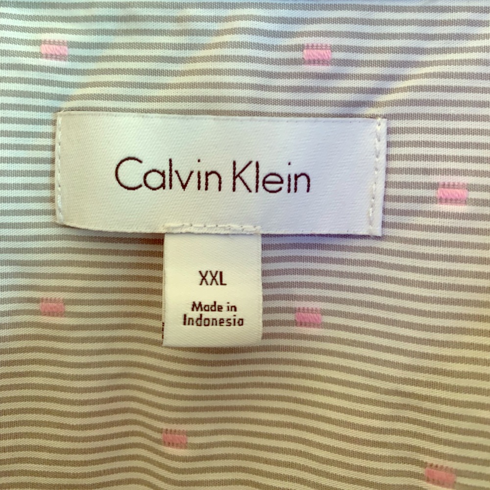Men’s casual button down shirt